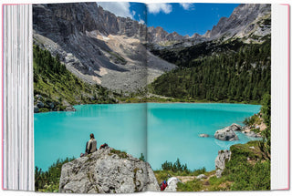 The New York Times Explorer. 100 Dream Trips Around the World From the Algarve to Xian